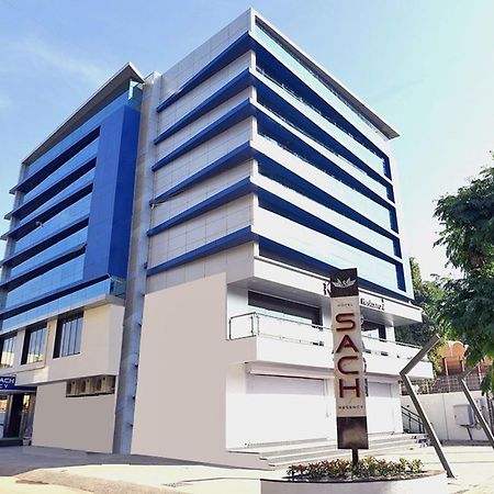 Hotel Sach Regency Ānand Exteriér fotografie